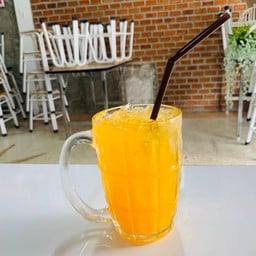 น้ำส้มคั้น