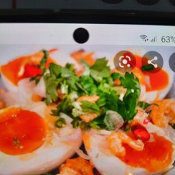 ยําไข่เค็ม