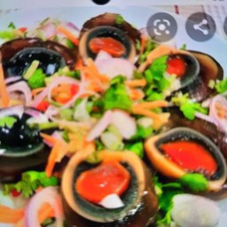 ยำไข่เยี่ยวม้า