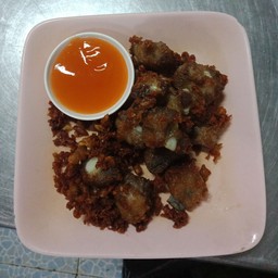 ซี่โครงทอดกระเทียม