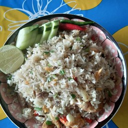 ข้าวผัดปลาทูนึ่ง ทรงเครื่อง