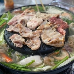 อาตี๋หมูกระทะ