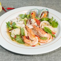 ยำวุ้นเส้นทะเล