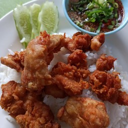 ข้าวไก่ทอดเกลือ+จิ้มแจ่ว+น้ำซุป
