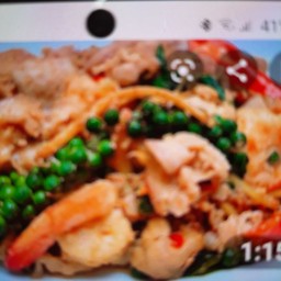 ผัดฉ่ารวมมิตรเป็นกับข้าว