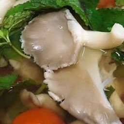 ต้มยำเห็ดรวมทะเล