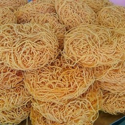 หมี่กรอบ