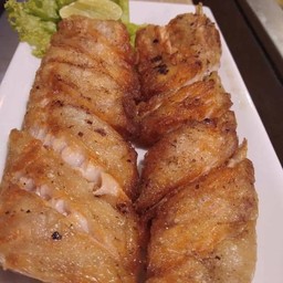 ท้องปลาแซลมอนย่างเกลือ