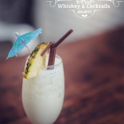 เจริญบาร์ Whiskey & Cocktail เชียงดาว