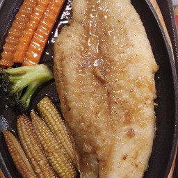 สะเต็กปลากระพง