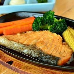 สะเต็กแซลมอน