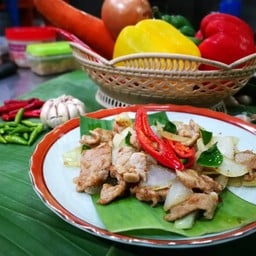 หมูผัดเคย