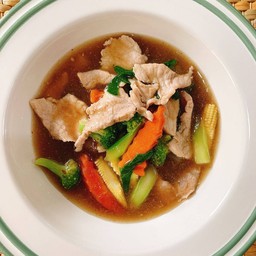 ราดหน้าผักรวม