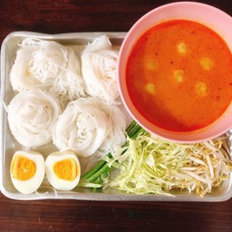 ขนมจีนน้ำยาปลากะทิ