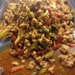 กะเพราไก่สับ