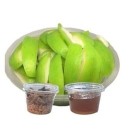 ฝรั่งแช่บ๊วย+น้ำปลาหวาน(แยกเครื่อง)