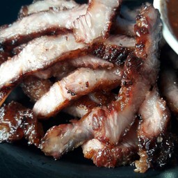 คอหมูย่าง