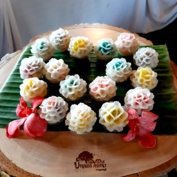 ตัวอย่างขนมที่จำหน่าย