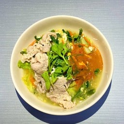 สุกี้หมูน้ำ