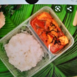 พะแนง รวมมิตรราดข้าว