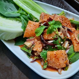 AKอิ่มนม