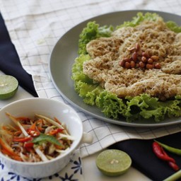 Crispy Catfish ยำปลาดุกฟู