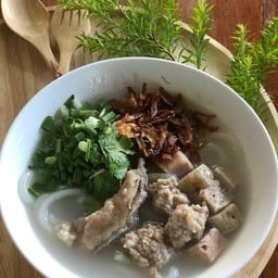ก๋วยจั๊บญวณ