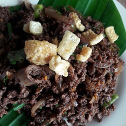 ลาบหมูคั่ว