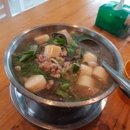 แกงจืดเต้าหู้หมูสับ