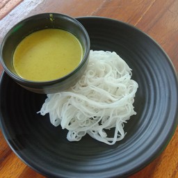 ขนมจีนน้ำยากั้ง