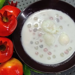 แป้งบัวลอยและไข่นก