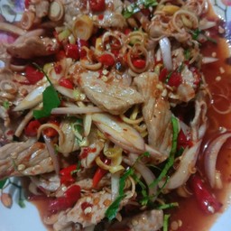 พล่าเนื้อ