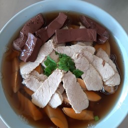 ก๋วยจั๊บ ไม่เครื่องใน