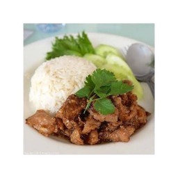 ข้าวหมูกระเทียมพริกไทย
