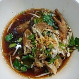 เกาเหลาไก่ตุ๋น พิเศษ