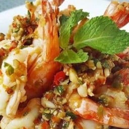 ผัดพริกเกลือ (กับข้าว)