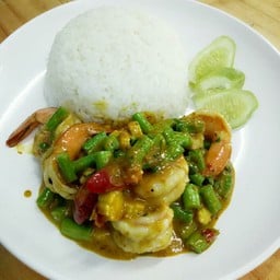 ข้าวราดกุ้งผัดพริกแกงใต้