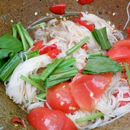 ตำขนมจีน