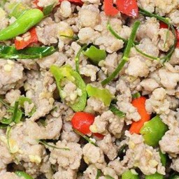 ผัดกะปิพริกหนูสด ราดข้าว