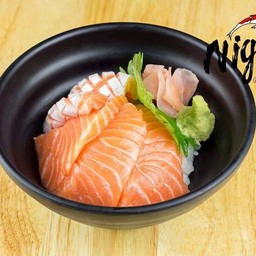 ข้าวหน้าปลาแซลมอน+ท้องปลา