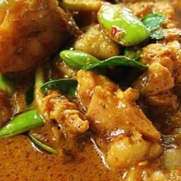 ผัดพริกแกงใต้ (กับข้าว)