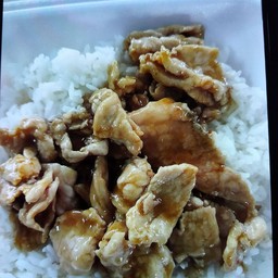 หมูน้ำมันหอยราดข้าว