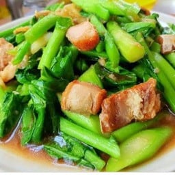 ผัดผักคะน้า (กับข้าว)