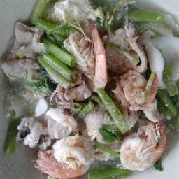 สุกี้ทะเล-น้ำ