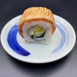 แซลมอนเบิร์นโรล 5 คำ