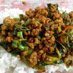 ข้าวกะเพราหมูสับ