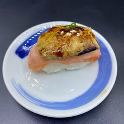 ซูชิหน้าแซลมอนฟัวกราส์