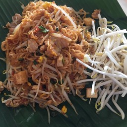 ผัดไทยวุ้นเส้น