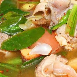 ต้มแซ่บหมู