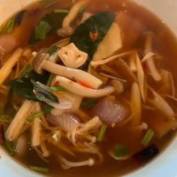 ต้มแซ่บเห็ดรวม